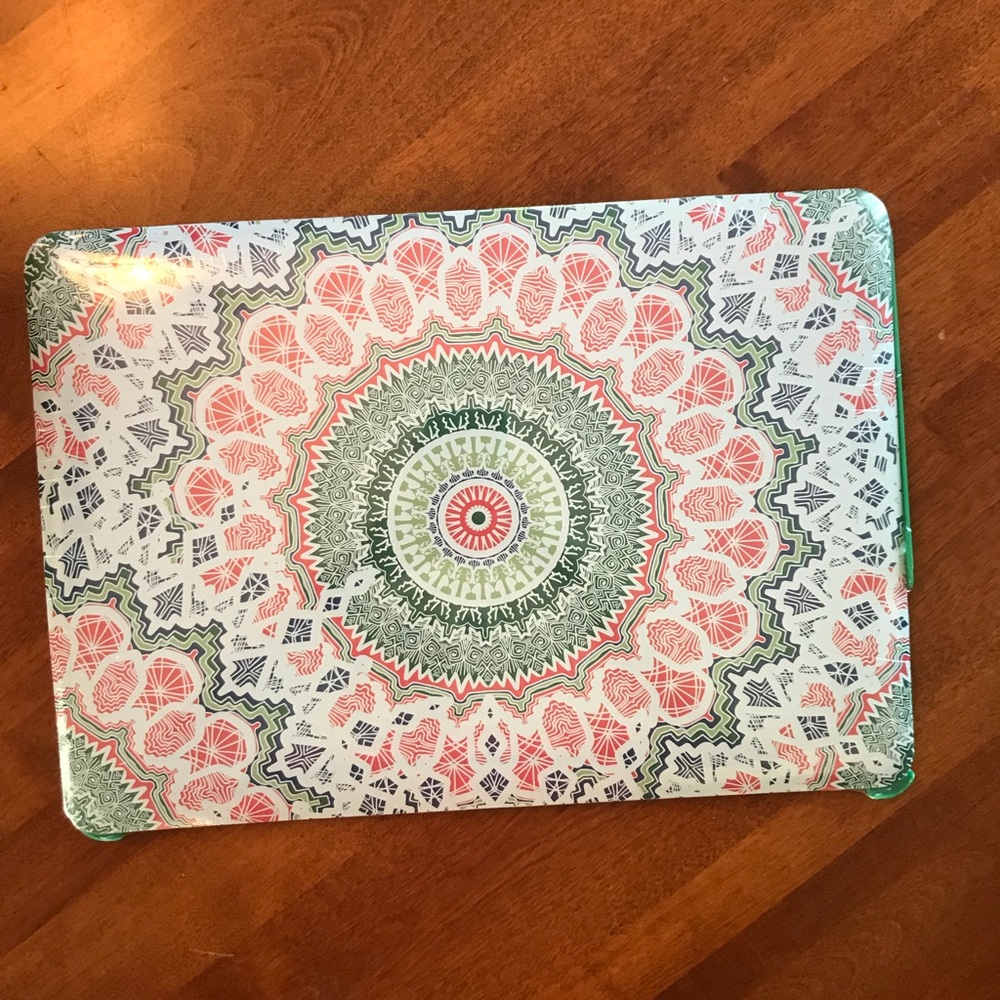 NWT macbook air 13 inch hard case w keyboard cover
